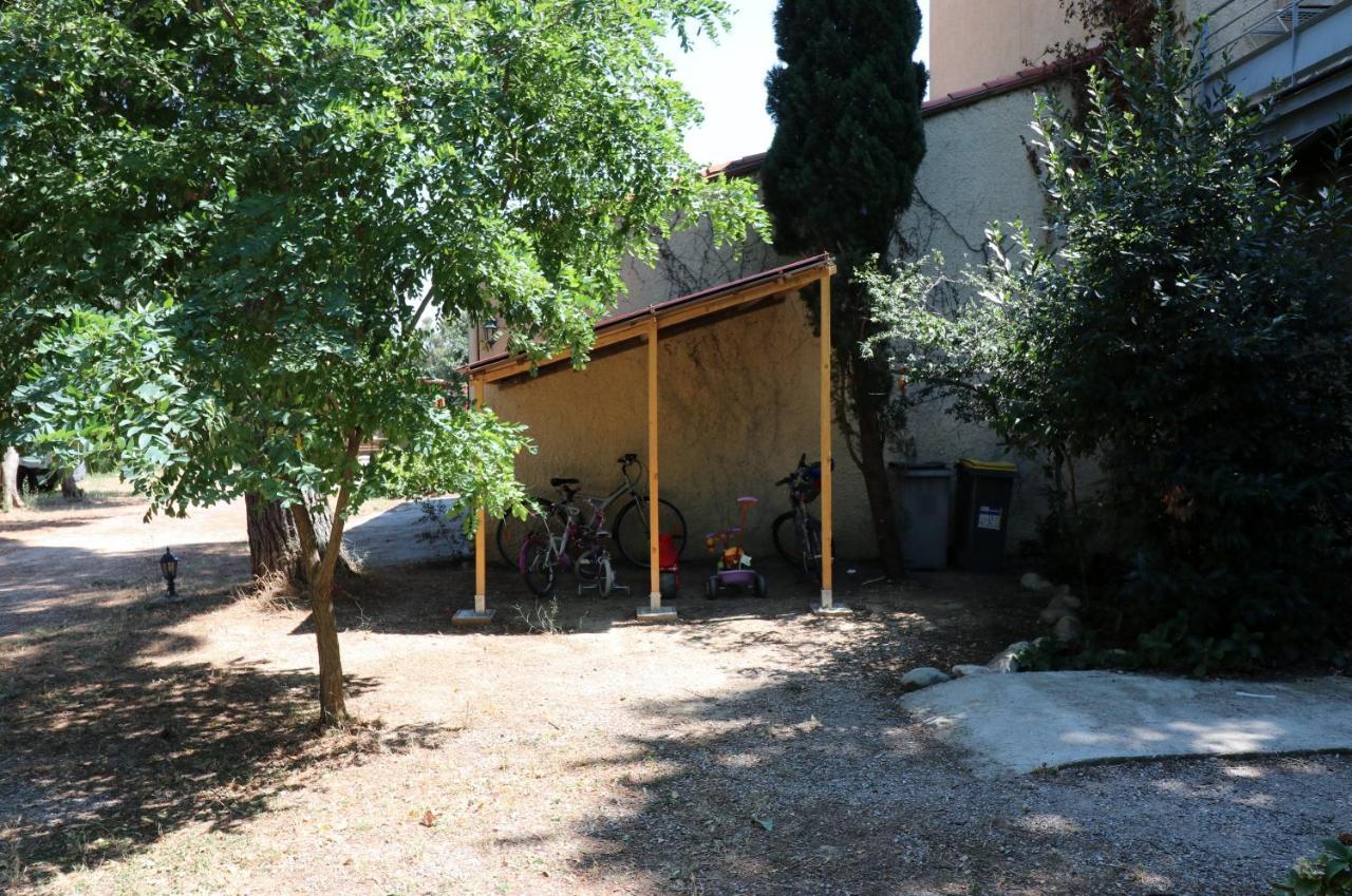 Duplex 130M2 Dans Un Mas Entoure De Vergers - Piscine Apartment Saint-Feliu-d'Avall Exterior photo